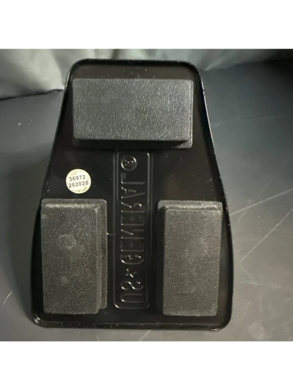U S General Black Metal Tool Box Paper Towel Holder Hooks Magnetic Garage Cave